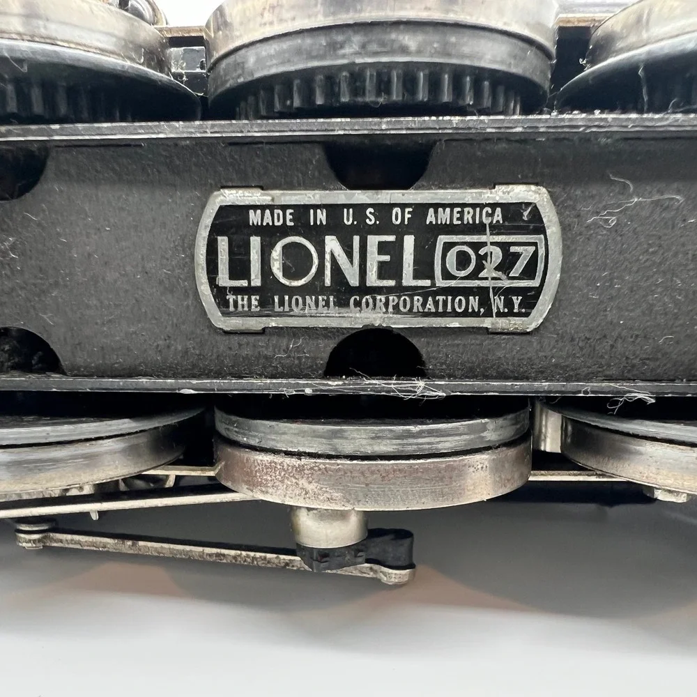 Lionel 1666 Steam Locomotive and 2466W Gauge Vintage Train Black AS IS